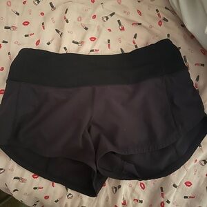 Lululemon Speed Up Shorts 2.5”
